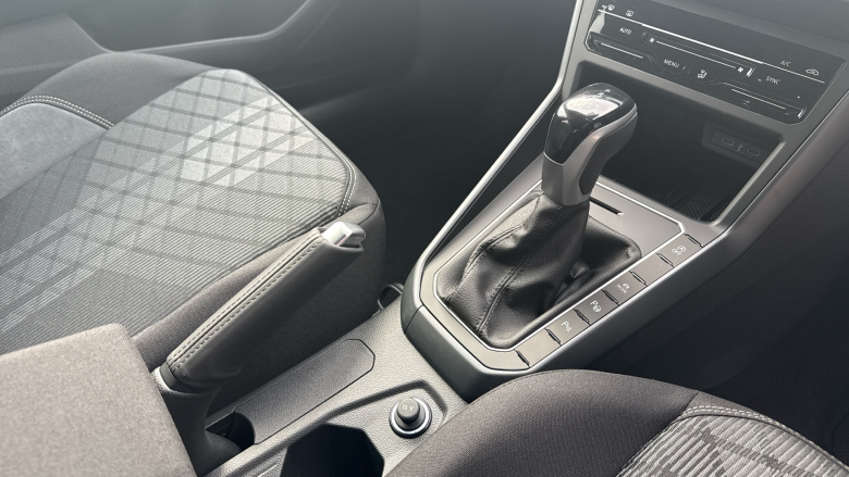 Volkswagen Taigo 1.0 TSI 115 R-Line 5dr DSG Petrol Hatchback